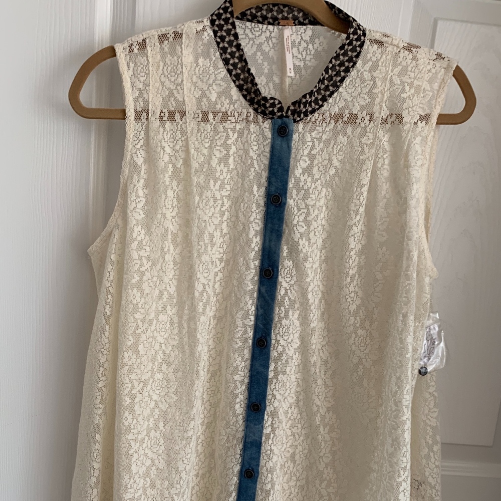FREE PEOPLE LACE TOP, DENIM & PRINT TRIM-NEW